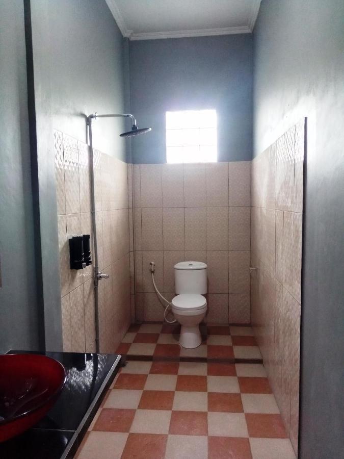 Kurnia Homestay Ternate Εξωτερικό φωτογραφία