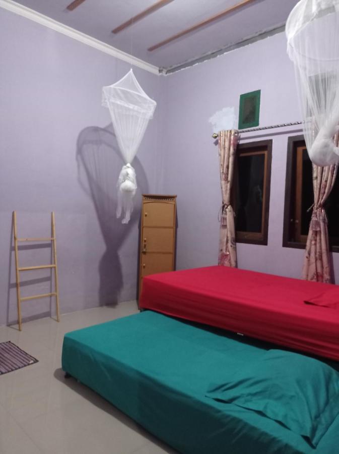 Kurnia Homestay Ternate Εξωτερικό φωτογραφία