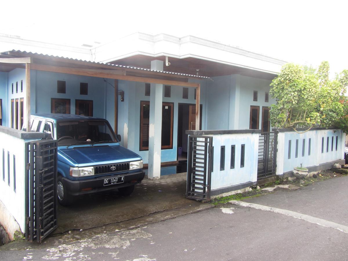 Kurnia Homestay Ternate Εξωτερικό φωτογραφία