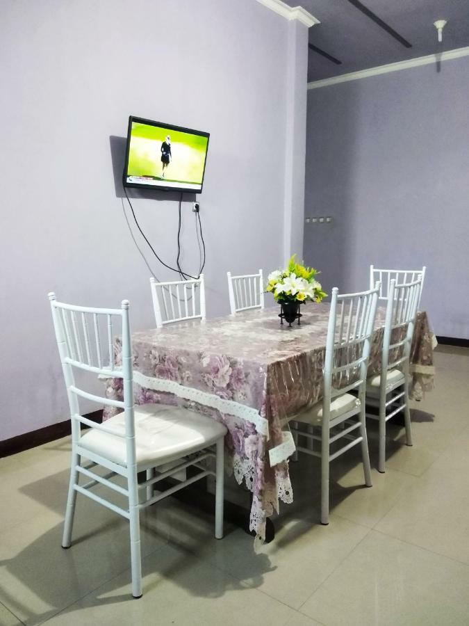 Kurnia Homestay Ternate Εξωτερικό φωτογραφία